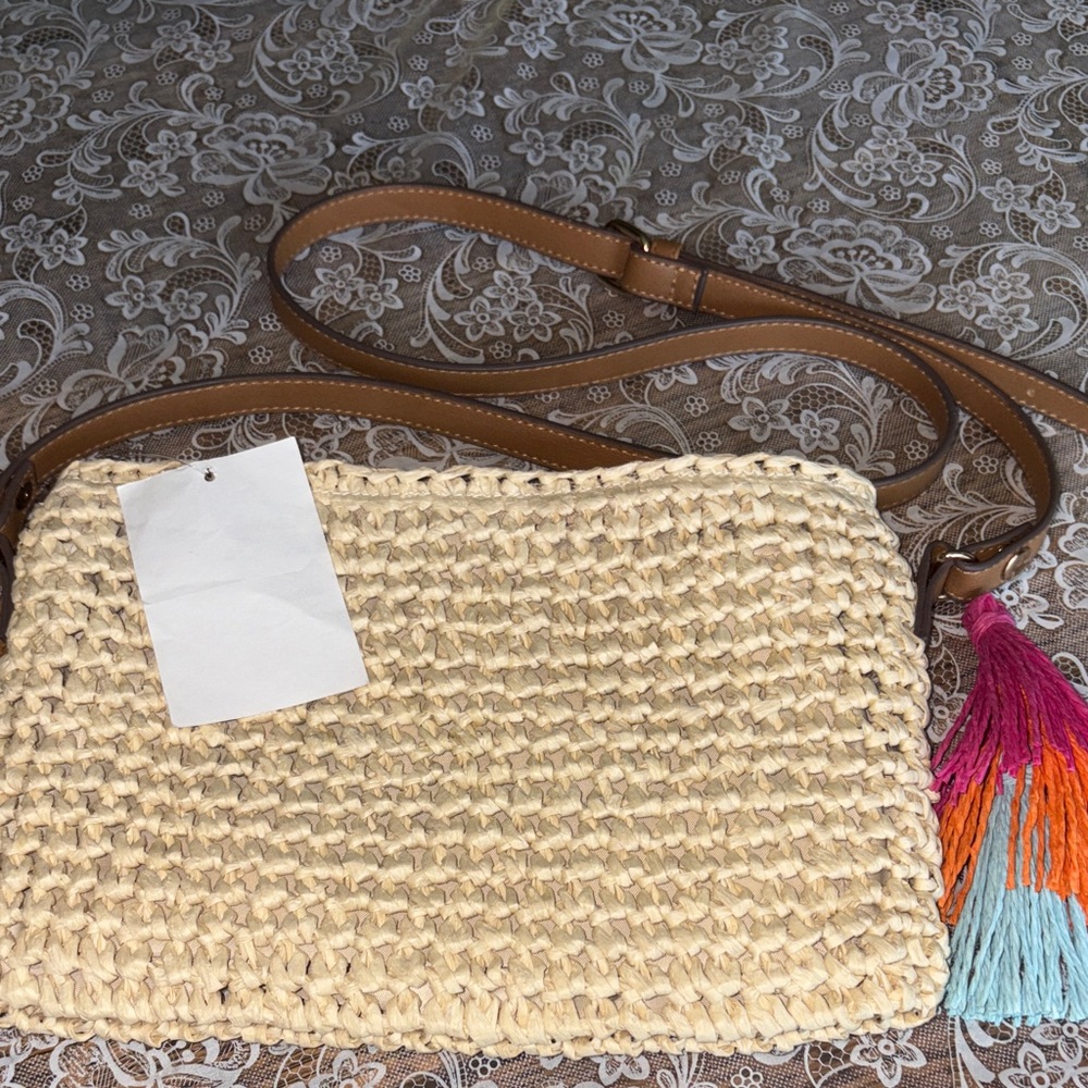 NWT INC International Concepts Tan Crossbody Bag or handbag $10 - Picture 2 of 6